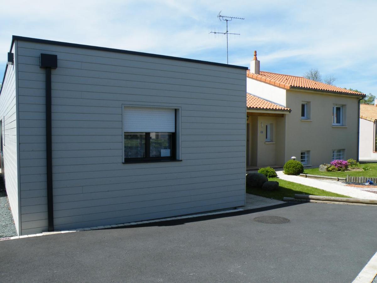 Les Mouettes Bed & Breakfast Les Herbiers Exterior photo
